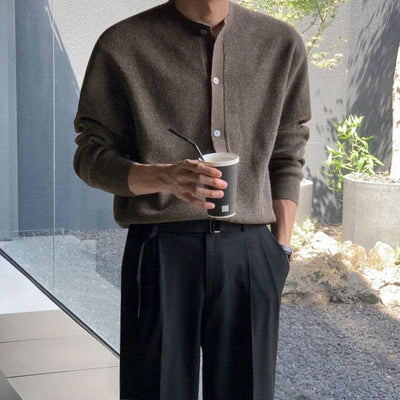 Laurence - Classic Cardigan Sweater